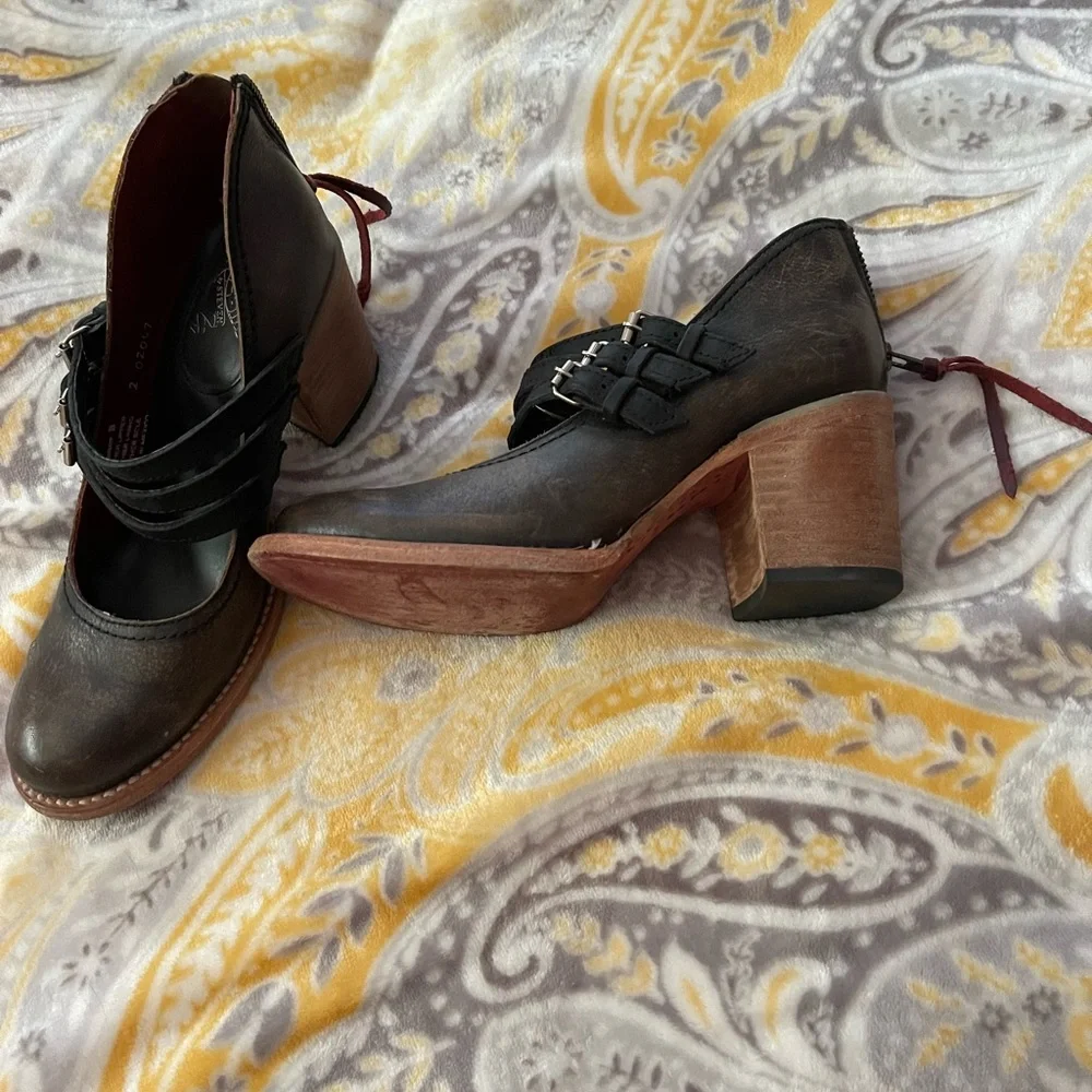 Free Bird Mary Janes - Picture 1 of 4